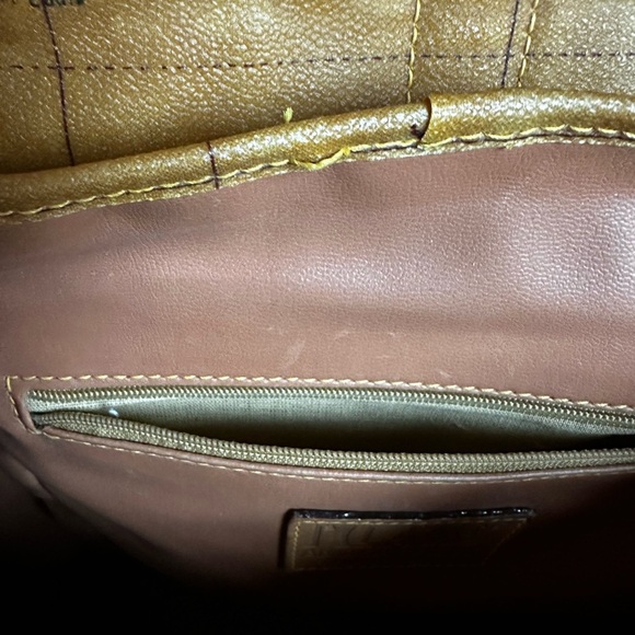 Alviero Martini Vintage Map Print Leather Backpack - Picture 11 of 11